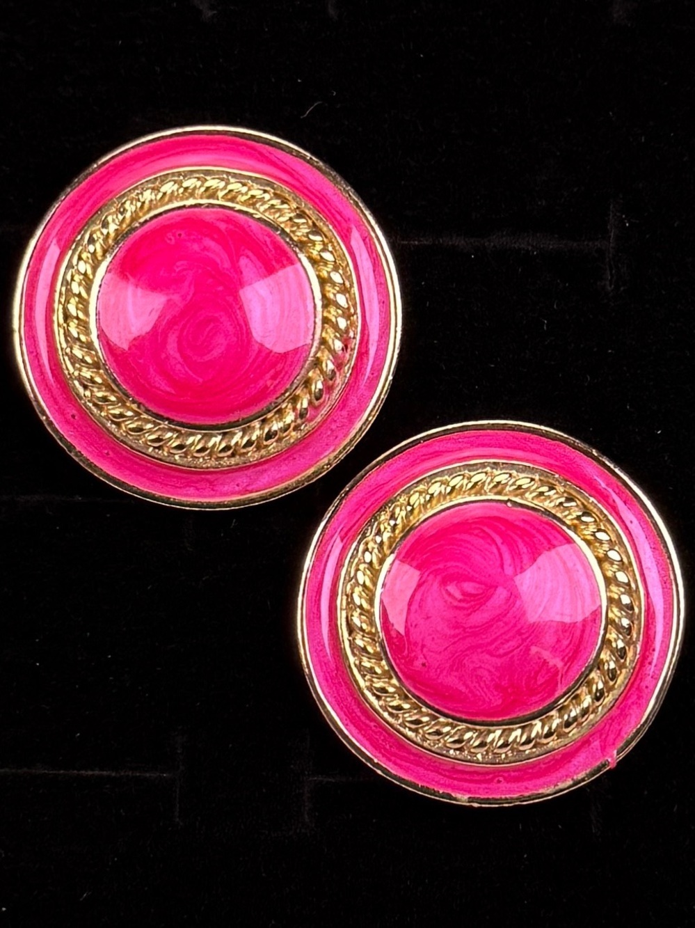 Vintage goldtone with pink enamel pierced earrings